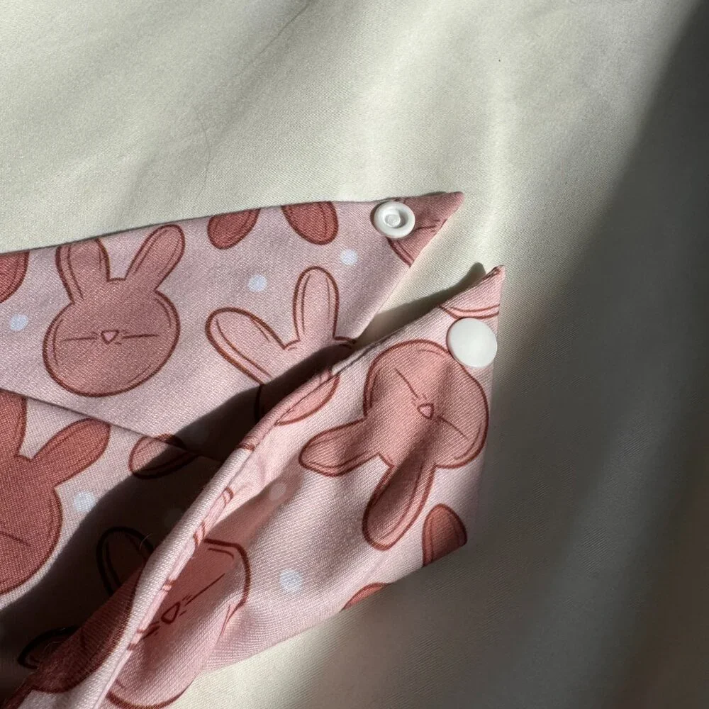 NWT Loic by Design Bunny Pattern Easter Dog Bandana, Pink, Size Medium